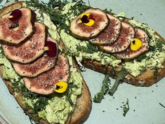 无花果手撕鸡肉tapas-Toris(LuOne凯德晶萃广场店)