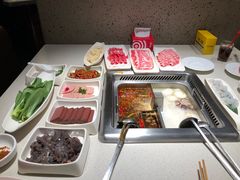 -海底捞火锅鲜切牛肉主题店(长寿路店)