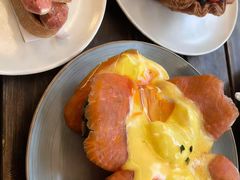 烟熏三文鱼班尼迪蛋-Money Shops(愚园路店)