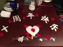 -香格里拉鱼跃地中海西餐厅·牛排披萨