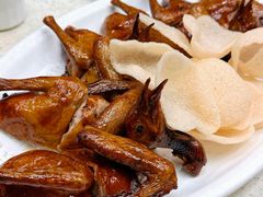 招牌红烧乳鸽-肥仔文澳门猪骨煲(南京西路店)
