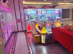 -Fang Fang Monkey·方方猴(国瑞购物中心店)