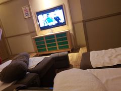 -菲拉拉漫温泉(东环路店)