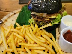 -Naughty Nuri’s Phuket