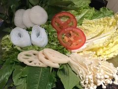 -小天鹅火锅·一线江景洪鼎旗舰店(洪崖洞店)