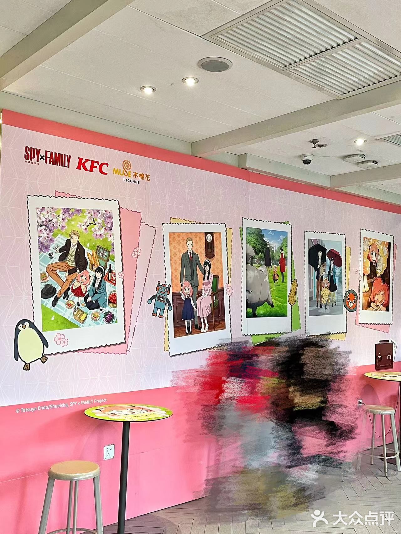 谁懂我坐在这里吃肯德基会有多开心！！！