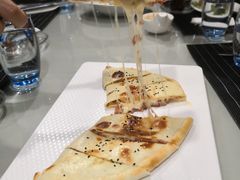 月亮牛肉披萨-伊斯坦布尔土耳其清真咖啡餐厅