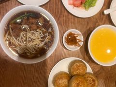 -清真吴记门钉肉饼·喜多利