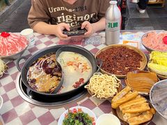 -赵美丽·重庆社区火锅·直营店(火车东站·中豪国际店)
