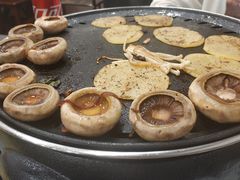 -燚店·铁板鱼蛙·烤肉·烤串(北新桥店)