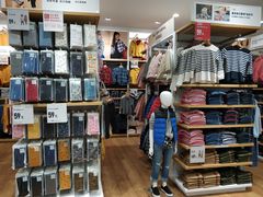 -优衣库(上海虹口龙之梦店)