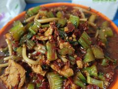 -玲玲米粉·新疆现炒米粉(大十字总店)