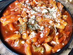 辣炒年糕-MI WU FACTORY米屋美食工厂餐厅(绿地店)