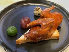 爆汁花椒脆皮乳鸽-柴门饭儿(成都太古里店)