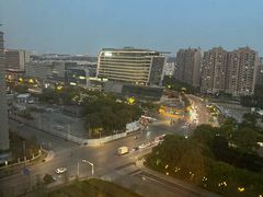 -上海虹桥西郊假日酒店