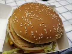 -麦当劳(滨河路DT店)