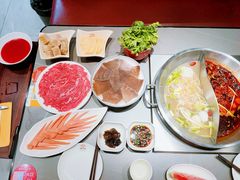 -洞子口重庆鲜货火锅(楚翘城旗舰店)