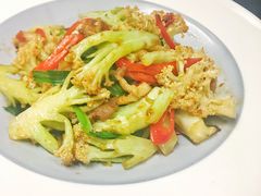 小炒有机花菜-上名堂·鱼头好吃(体育场路店)