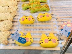Being&nbsp;a&nbsp;Cat-奈雪的茶(新天地广场PRO店)