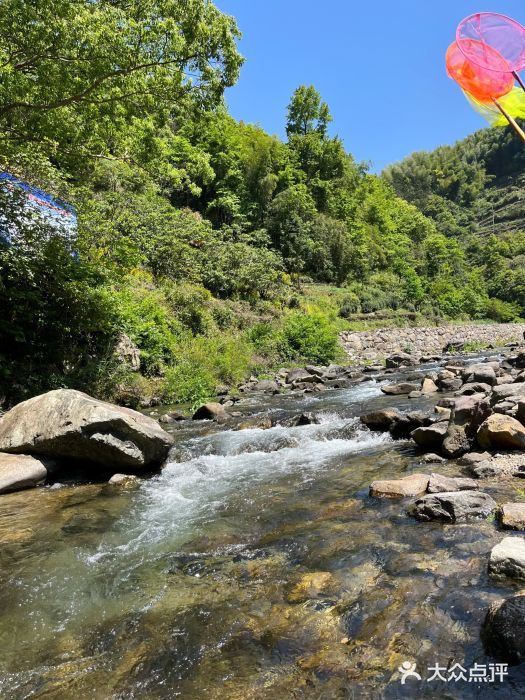 布袋山风景区图片