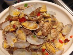 -挂旗柴锅鸡(蚌山区嘉年华店)