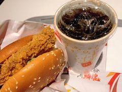 -自然食集西餐厅(泰晤士小镇店)