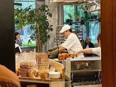 -麦田工坊(月湖店)