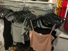 -H&M(天一广场店)