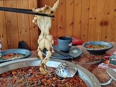 现杀牛蛙-耗儿鱼蛙蛙叫·老成都火锅(蛇口海昌街店)