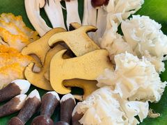 -钢管厂五区小郡肝串串香火锅(梅川路店)