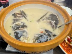 浓汤鱼头-浔味·山屿湖·正宗淳牌全鱼宴老字号