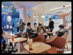 -奈雪的茶(湖滨银泰in77C区PRO店)