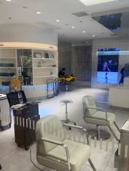 -PE SALON