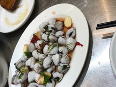 -胡须佬鸡煲四季火锅店(石厦西村直营店)