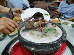 -墨脱石锅椰子鸡•香草鸭•东山羊(大东海店)