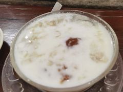 -周大娘牛乳(旧寨古村总店)