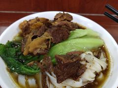 牛腩猪肠河粉-珍珍小食店(西华路店)