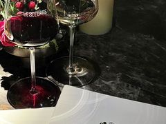 -LESCEDARS Brasserie Bistro香柏树