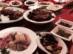 -南京双门楼宾馆(盐仓桥地铁站阅江楼店)