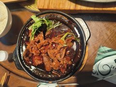 -馨月湾传统精品美食坊(市府总店)