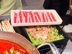 -楠小云·云南鲜牛野生菌自助火锅(九眼桥店)