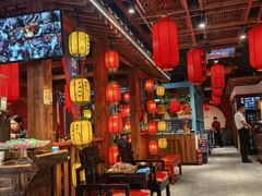 -宽板凳老灶火锅(台湾街店)