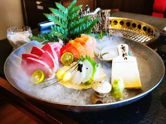 刺身拼盘-300杯·和牛烧肉清酒专门店(廊里店)