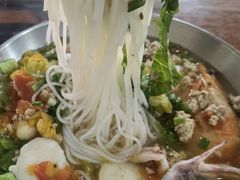 -周记蟹仔粉(侨港风情街店)