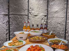 -嫩芽 ·地道重庆菜(十八梯露台夜景店)