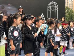 -潮童星少儿模特形体培训(郑州总校)