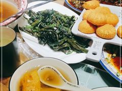 -临界音乐酒馆·小龙虾·江湖菜(华熙LIVE·鱼洞店)