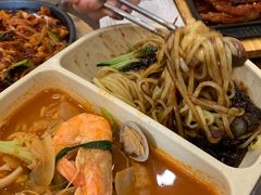 -贵宾庄炸酱面·韩式料理(高区店)