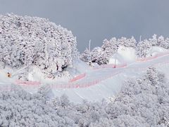 -鳌山滑雪度假区