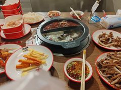 -言玖鲜火锅串串披萨自助(益田假日店)